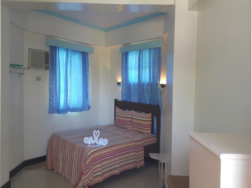 Apartelle De Francesca Puerto Galera Esterno foto